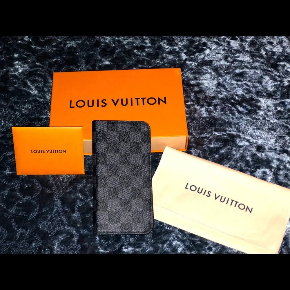 Louis Vuitton Damier IPhone X Folio/phone‎ Case